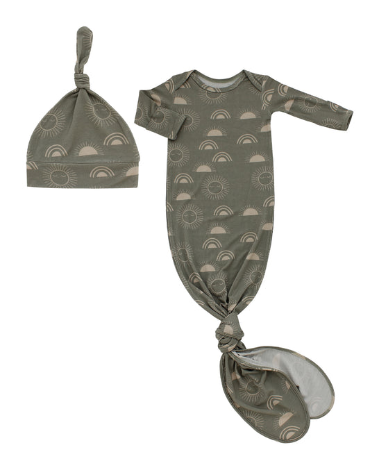 Celestial Sun Bamboo Bamboo Gown and Hat Newborn Set