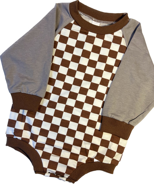 Checkered Sweatshirt Bubble